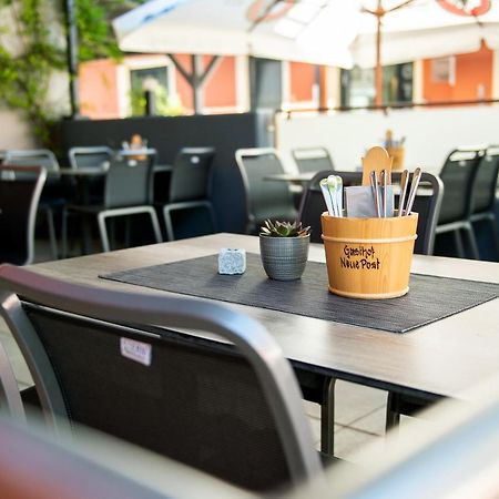 Hotel-Gasthof Neue Post Leutershausen  외부 사진