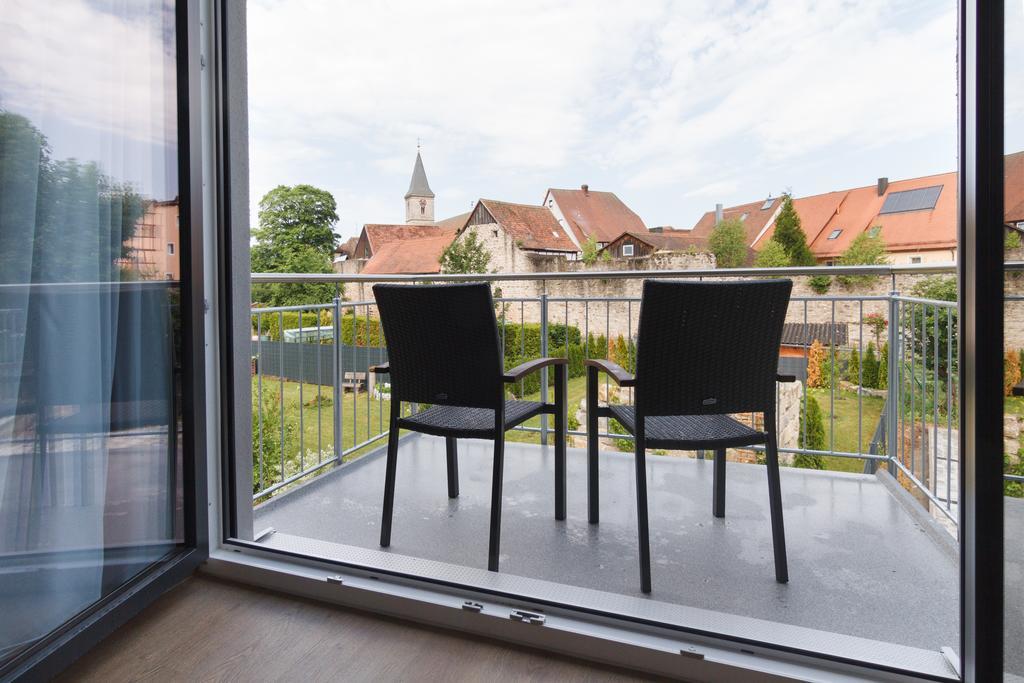 Hotel-Gasthof Neue Post Leutershausen  외부 사진